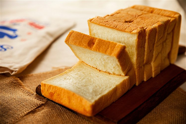beli hleb