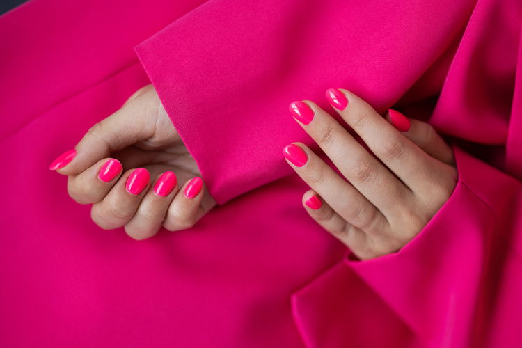 pink nokti