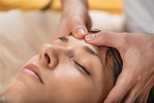 Zašto masaža lica treba da postane Vaša nova korisna navika?
